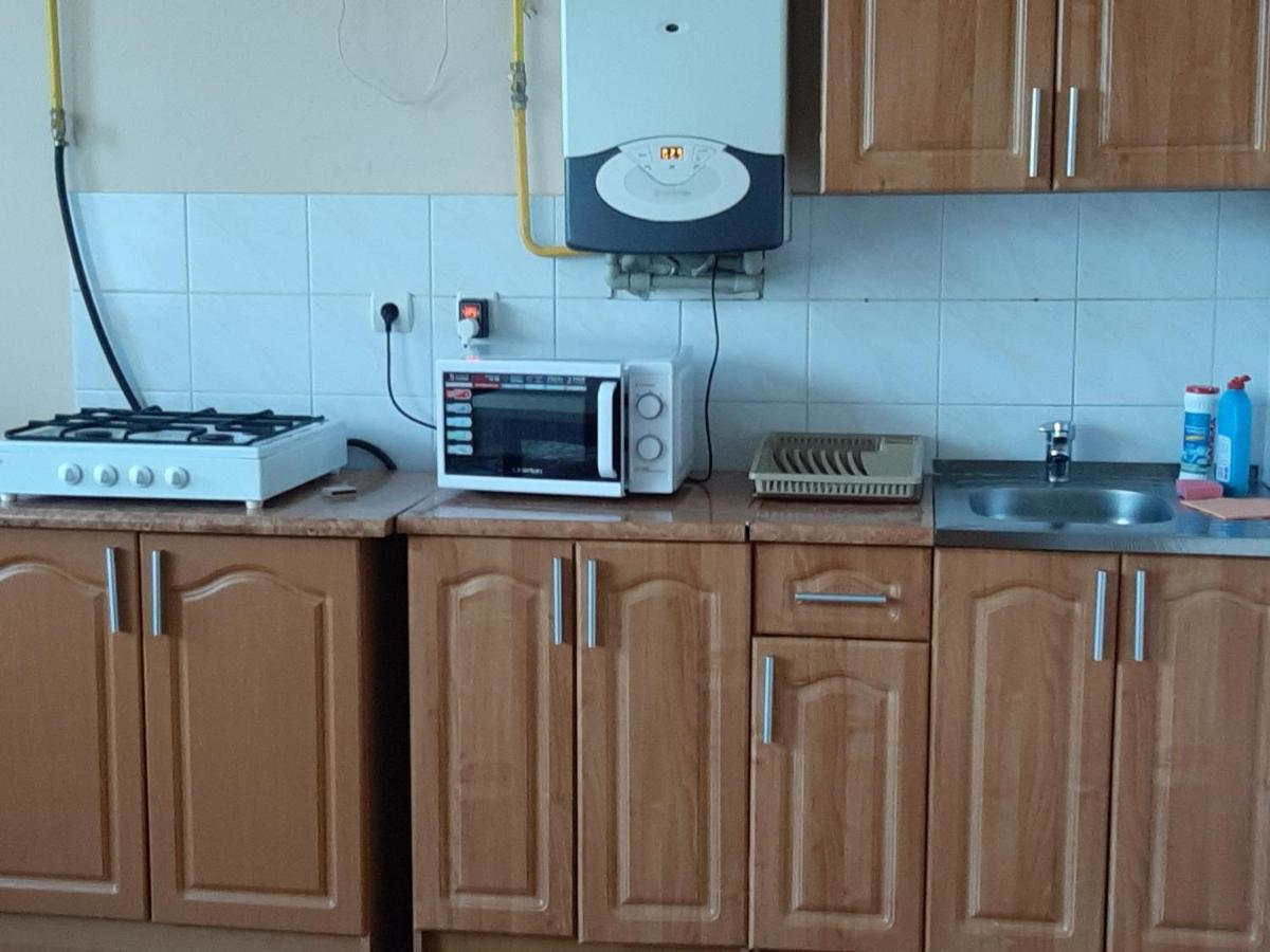 Apartment On Lermontova 35A Mukačevo Exteriér fotografie