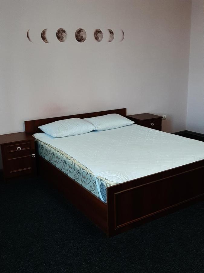 Apartment On Lermontova 35A Mukačevo Exteriér fotografie